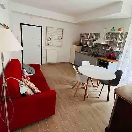 Cozy And Warm Flat In Villanova - Cagliari Exterior photo