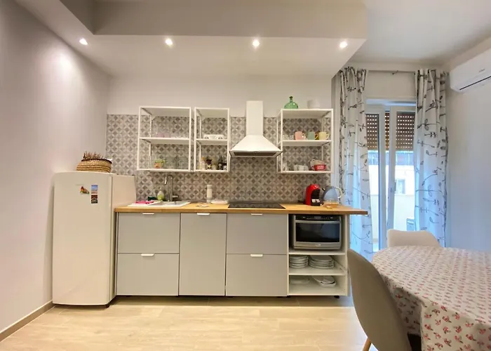 Cozy And Warm Flat In Villanova - Cagliari