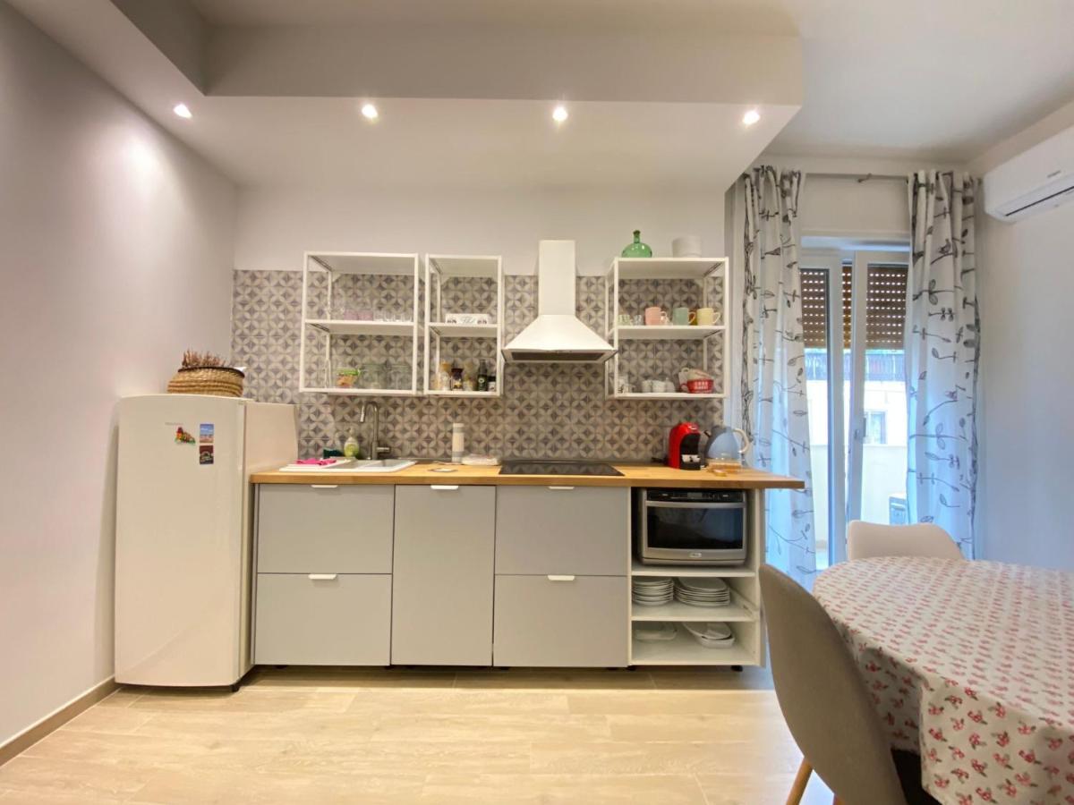 Cozy And Warm Flat In Villanova - Apartment Cagliari